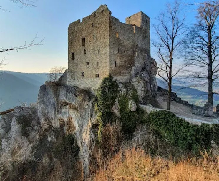 Burgruine Reußenstein, Germany